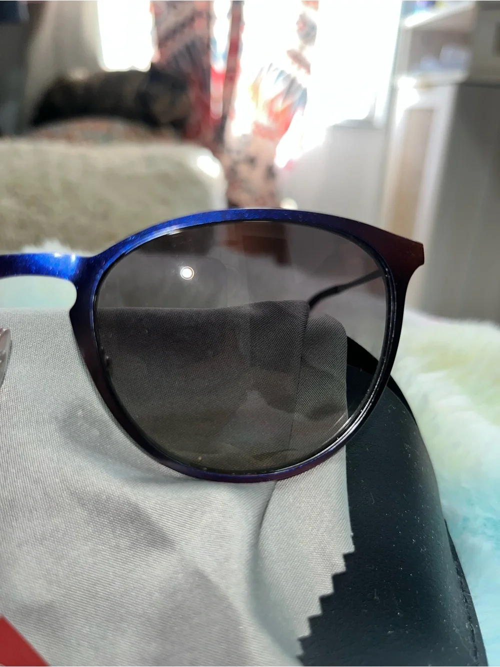 Ray-Ban Women's Blue to Purple Gradient Round Sunglasses